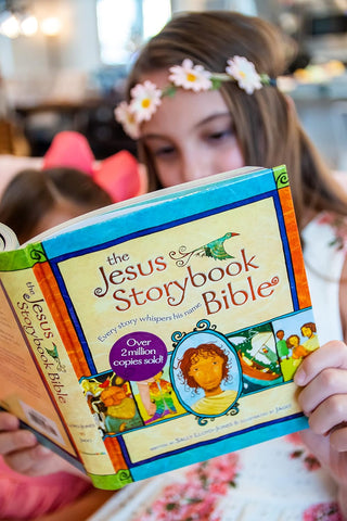 The Jesus Storybook Bible: Every Story Whispers His Name